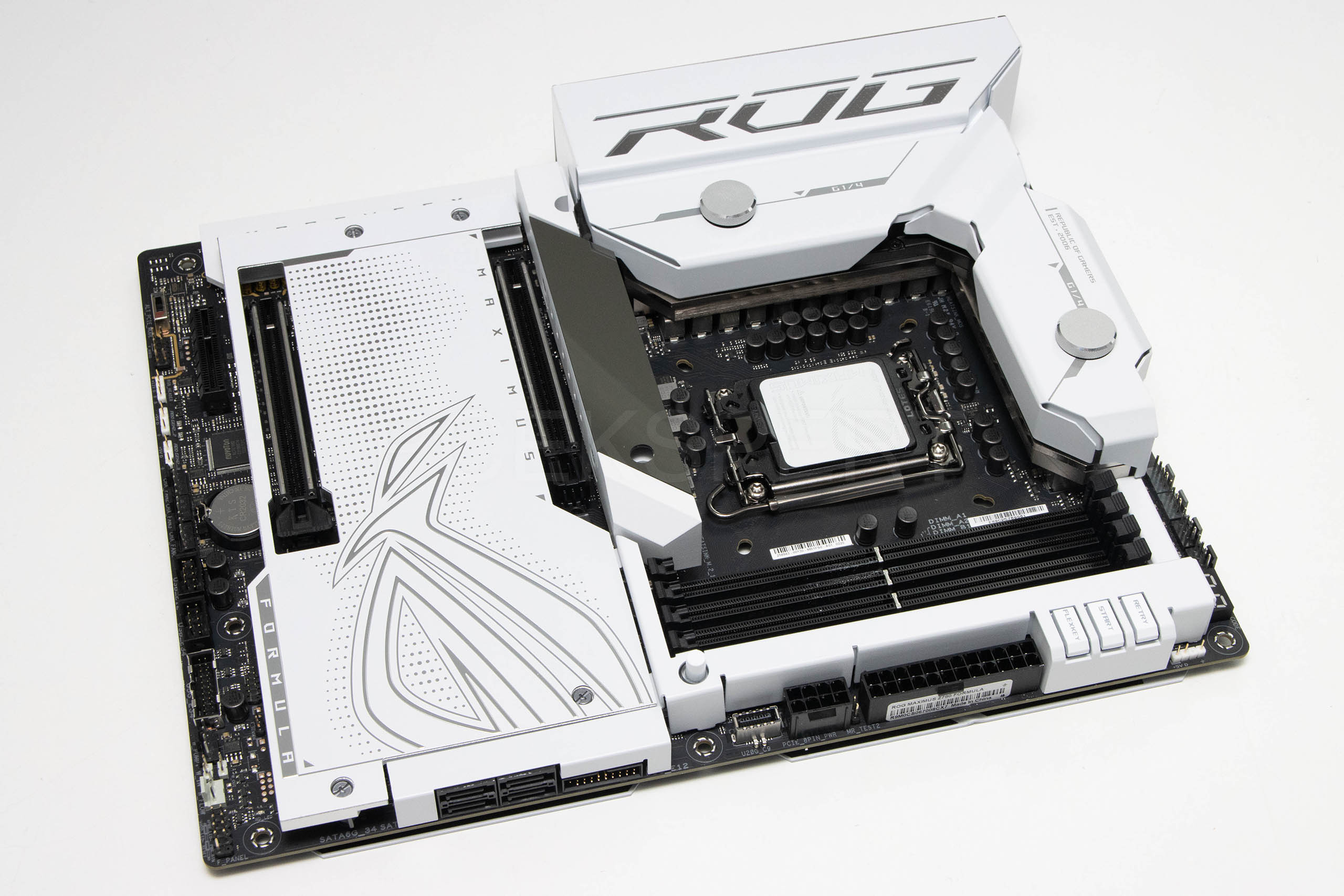 ASUS ROG Maximus Z790 Formula recenzija