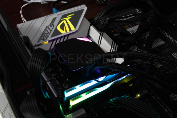 asus_rog_strix_z790_a_gaming_wifi_II_10