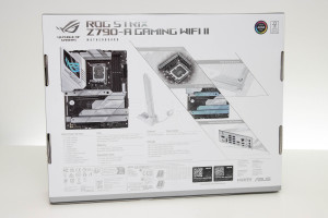 asus_rog_strix_z790_a_gaming_wifi_II_2