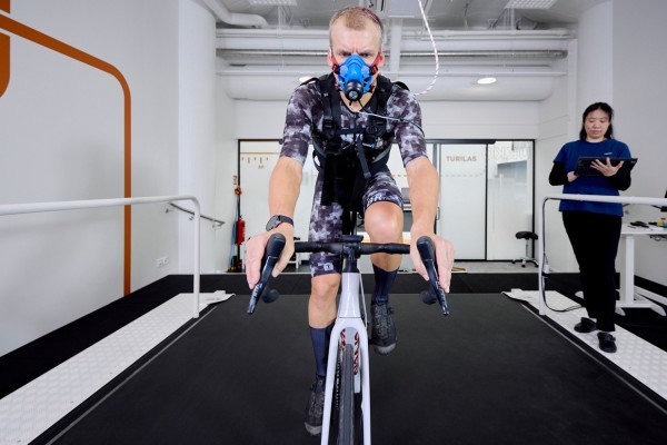 Huawei  Multi-functional treadmill area-Cycling