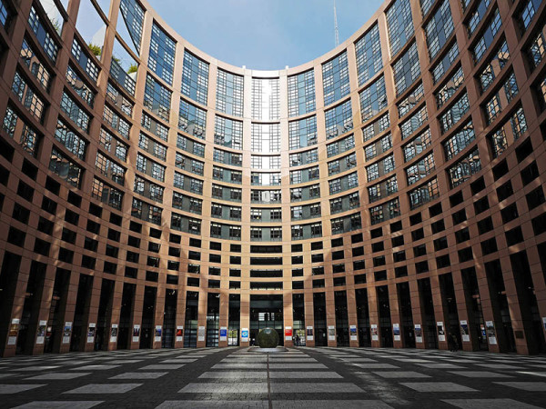 U EU dogovorena sveobuhvatna pravila za pouzdanu umjetnu inteligenciju