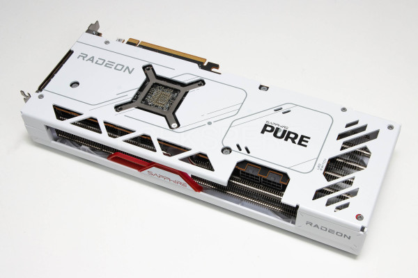 sapphire_pure_rx7900gre_gaming_oc_4