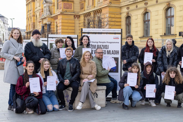 Foto-izložba „Održivi razvoj kroz pogled mladih“ daje jedinstvenu perspektivu učenika Škole primijenjene umjetnosti i dizajna o ciljevima održivog razvoja