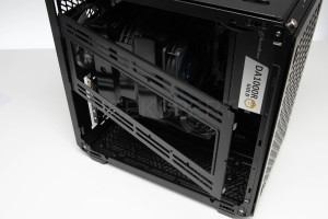 coolermaster_qube_500_24