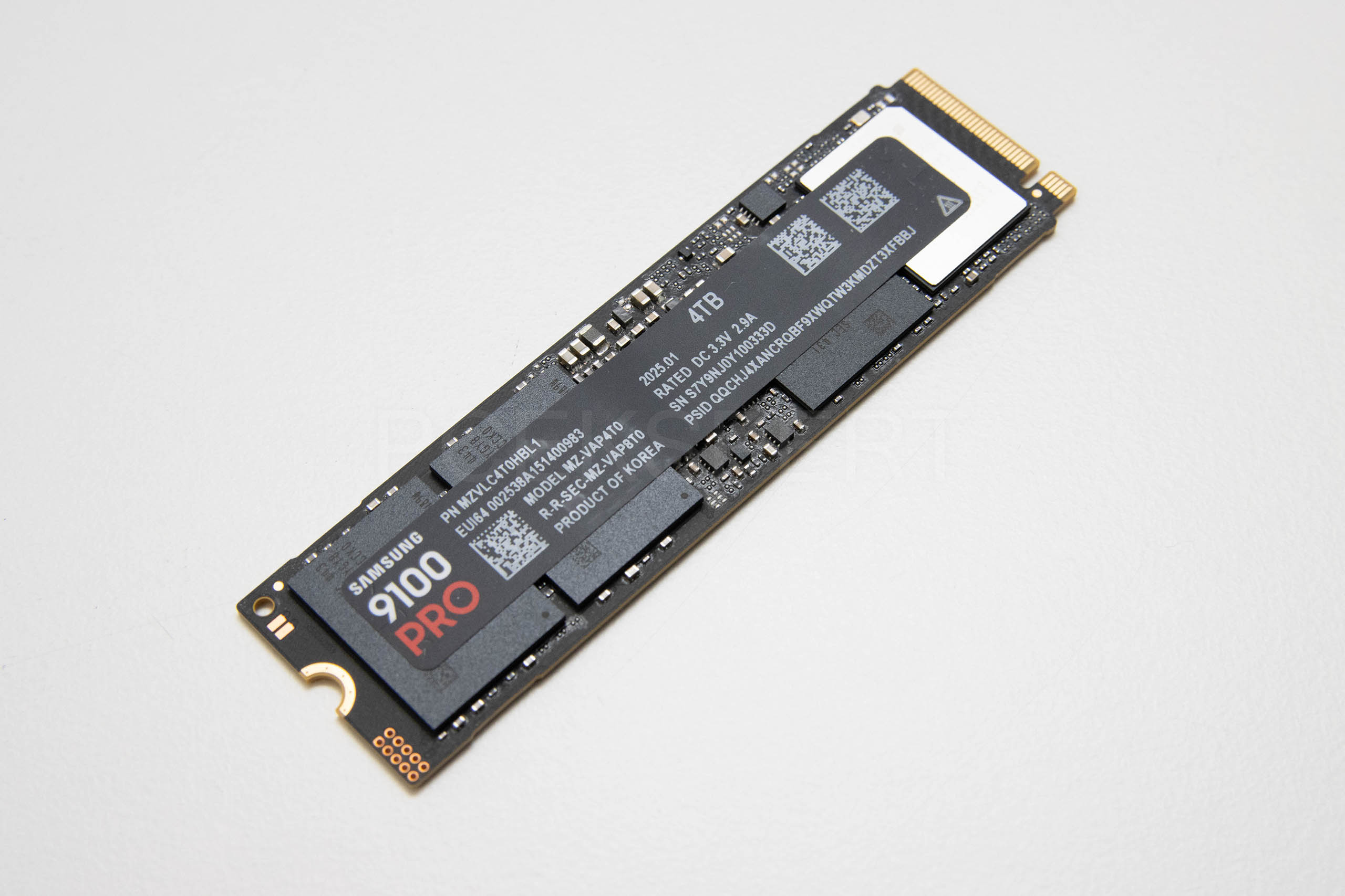 Samsung 9100 PRO 4 TB recenzija