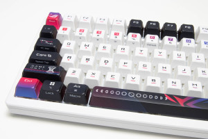 asus_rog_azoth_x_13
