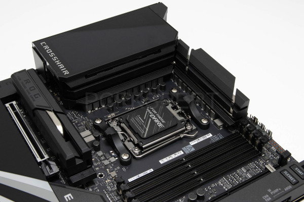 asus_rog_crosshair_x870e_extreme_5