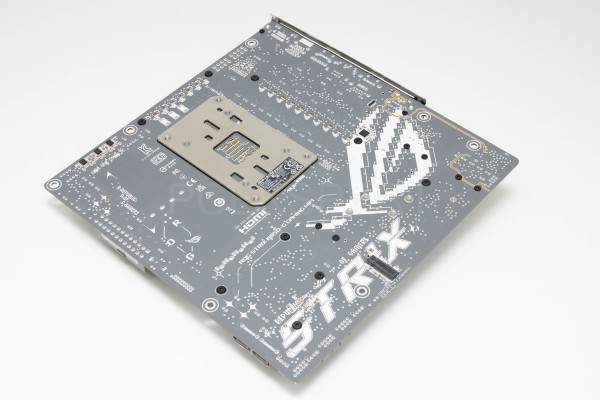 asus_rog_strix_b850_g_gaming_wifi_9