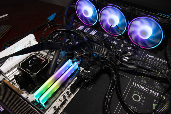 xpg_lancer_neon_rgb_32gb_6000_9