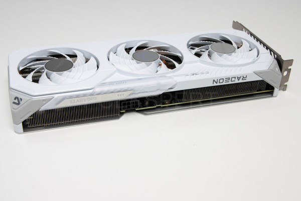gigabyte_radeon_rx9060xt_gaming_oc_ice_16g_5