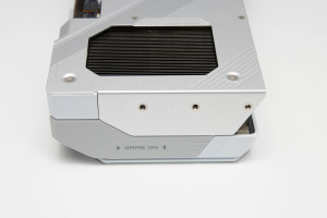 gigabyte_radeon_rx9070xt_gaming_oc_ice_16g_7