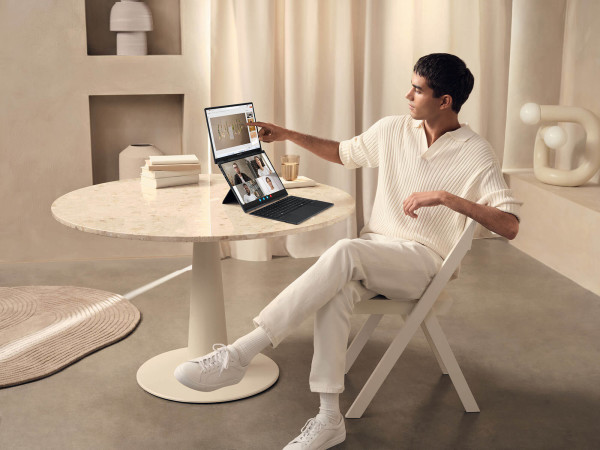 05_ASUS_Zenbook_DUO_UX8406