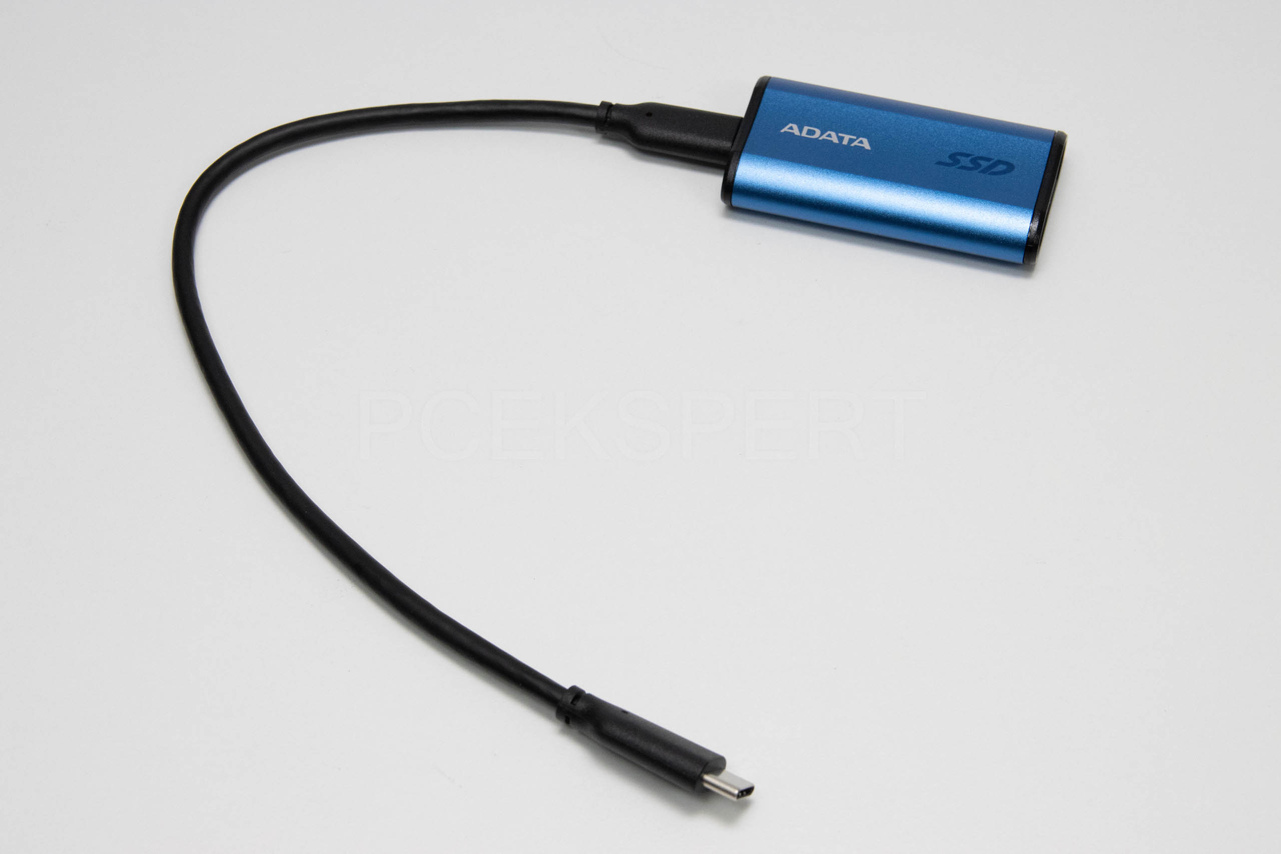 ADATA SE880 1TB recenzija