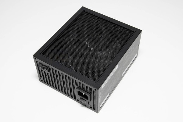 bequiet_dark_power_14_1000w_6