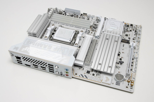 asus_tuf_gaming_x870_pro_wifi7_w_neo_4