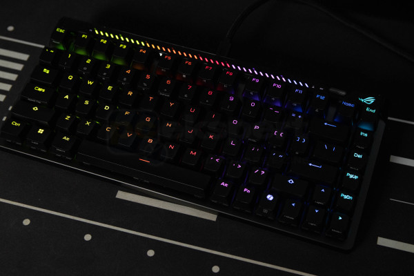 asus_rog_falchion_ace_75_he_18