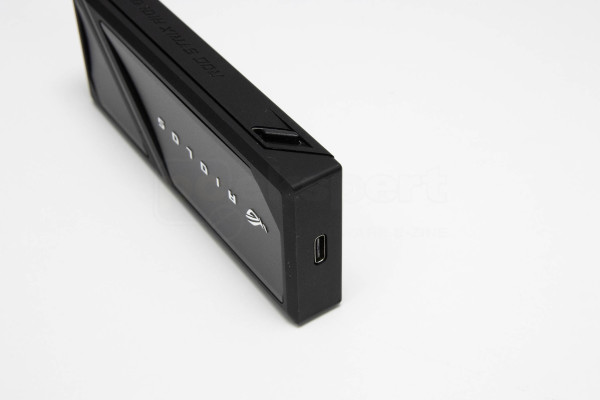 asus_rog_strix_aiolos_10