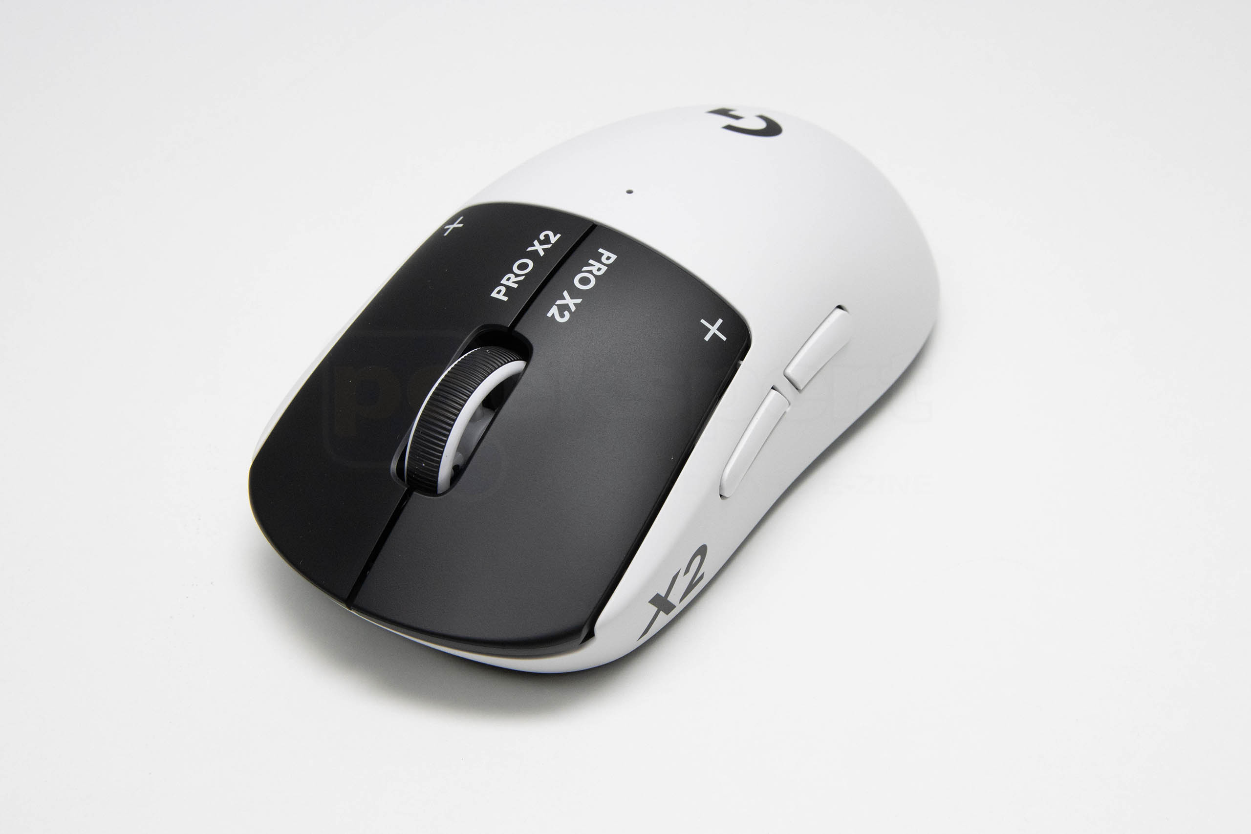 Logitech PRO X2 Superstrike recenzija
