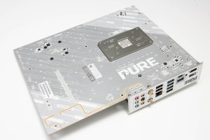 sapphire_pure_x870a_wifi7_12