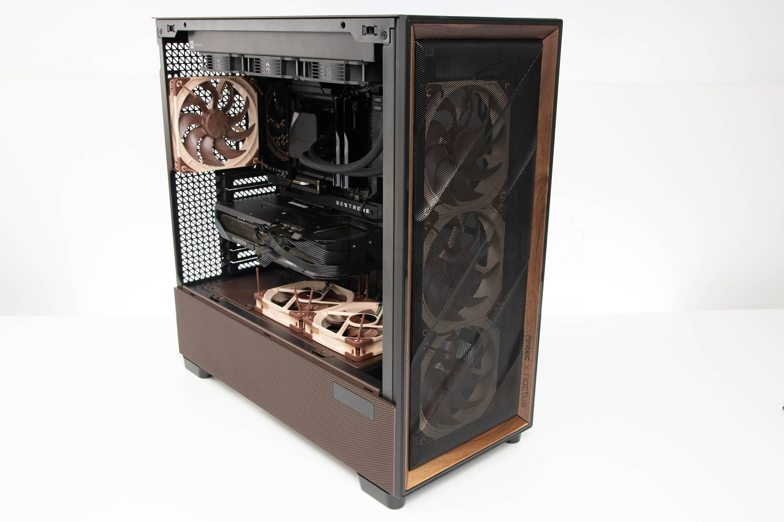 Antex Flux Pro Noctua Edition recenzija