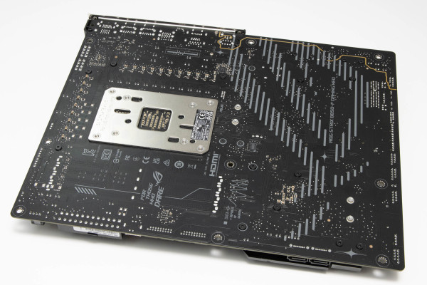 asus_rog_strix_b850_f_gaming_wifi7_neo_10