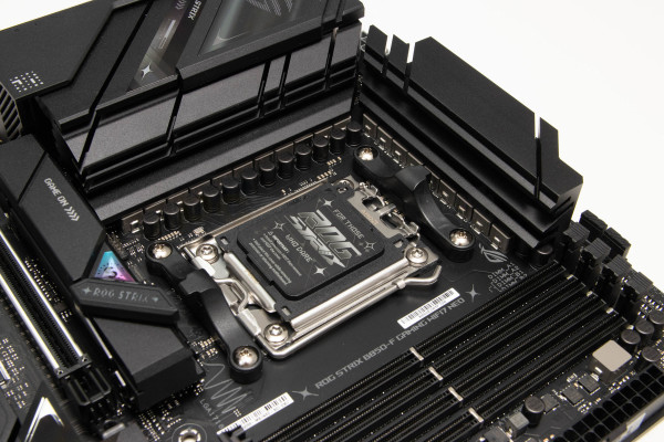 asus_rog_strix_b850_f_gaming_wifi7_neo_5