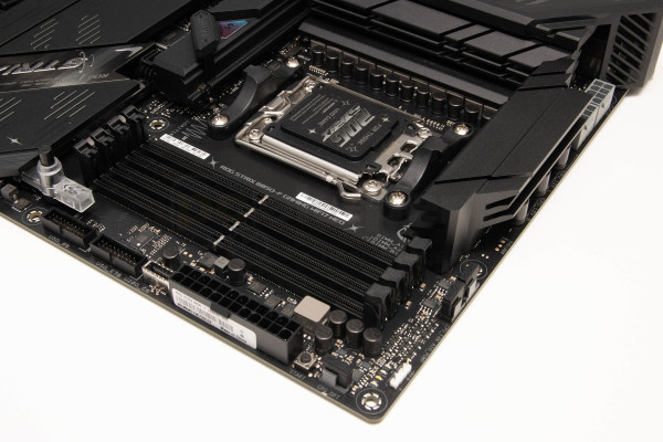 asus_rog_strix_b850_f_gaming_wifi7_neo_6