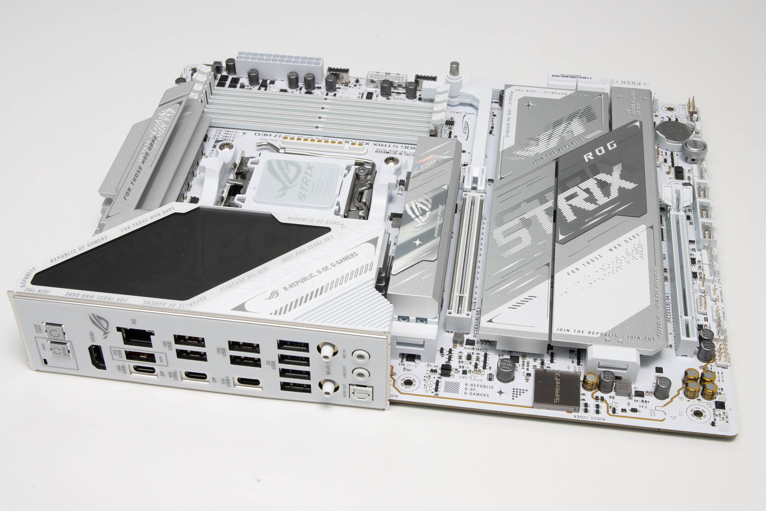 ASUS ROG Strix X870E-A Gaming WiFi7 Neo recenzija