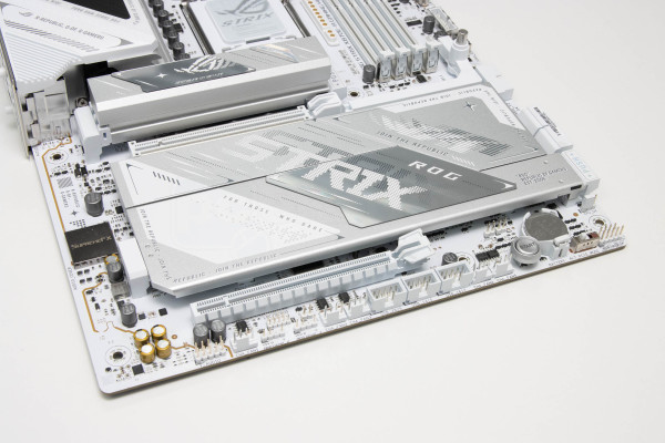 asus_rog_strix_x870e_a_gaming_wifi7_neo_5