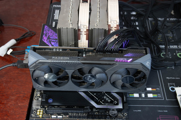 asus_rog_strix_x870e_e_gaming_wifi7_neo_23